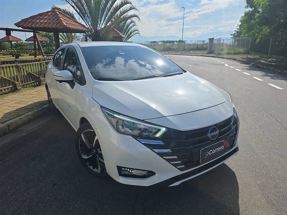 NISSAN VERSA 1.6 16V FLEX EXCLUSIVE XTRONIC NISSAN VERSA 1.6 16V FLEX EXCLUSIVE XTRONIC